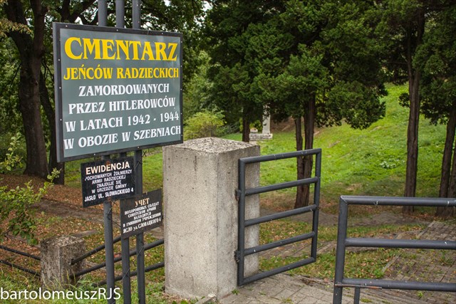 Obóz jeniecki w Szebniach - Cmentarz jeńców radzieckich na Bierowskich Dołach.